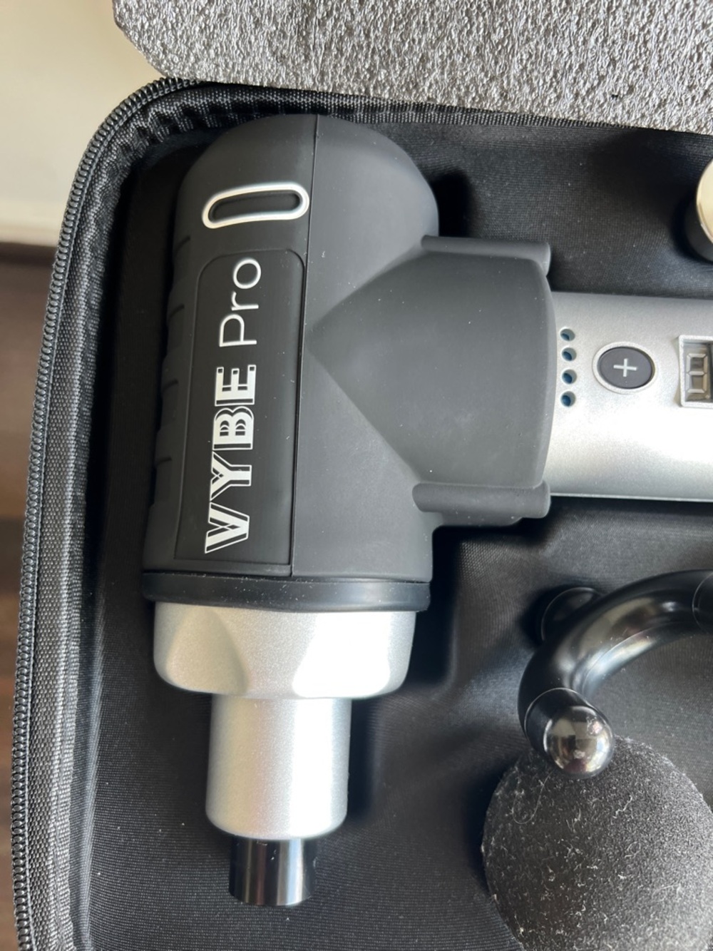 VYBE Pro Massager - Picture 3 of 5